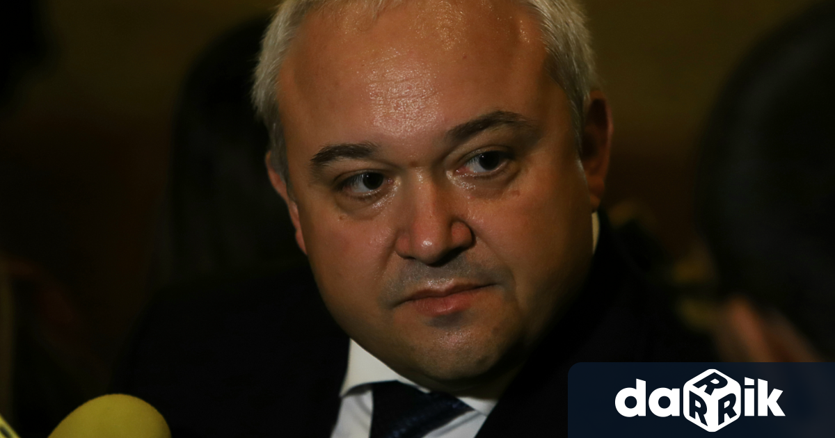 Служебният вътрешен министър Иван Демерджиев призова да се види внимателно