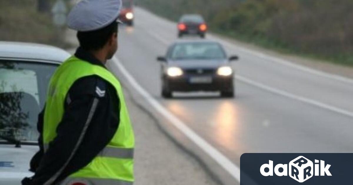 Масови контролни проверки в региона стартира Пътна полиция“ от 1