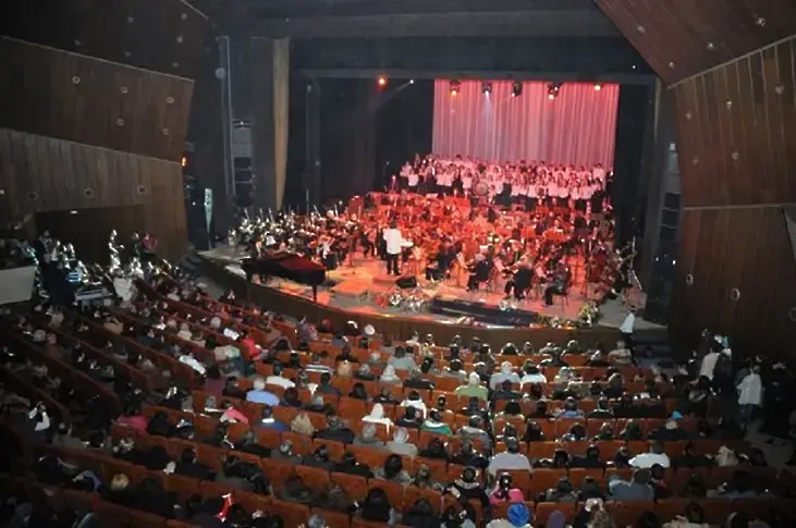 Министерството на културата спря поръчката за дългоочаквания ремонт и реконструкция на Концертна зала