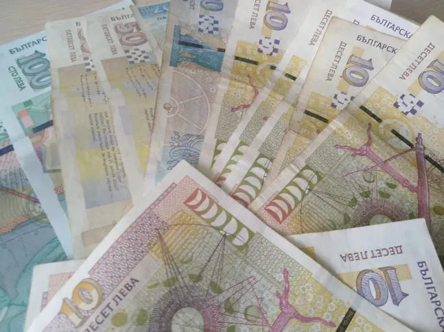 Търсят собствениците на изгубени пари в Хасково и Кърджали