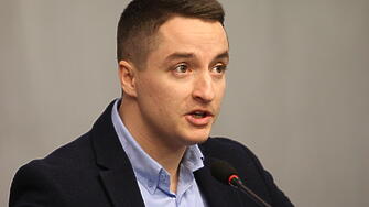 Явор Божанков от БСП бе освободен от зам председателското място