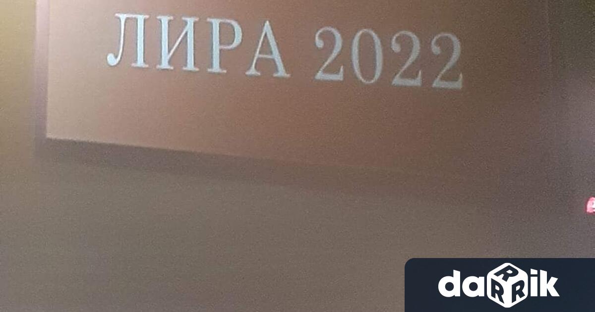 Преподавателят по ударни инструменти в НУМТИ Добрин Петков“ – Пловдив