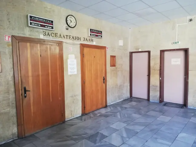 Районен съд – Кюстендил наложи наказание от 2 г. и 2 м. „лишаване от свобода“ на подсъдима за кражба, в условията на рецидив