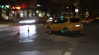Таксиметров шофьор блъсна жена на пешеходна пътека в Благоевград