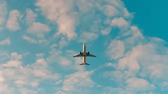 Пътнически самолет падна в езерото Виктория 