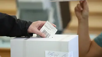 „Алфа рисърч“: 48.6% от българите предпочитат да гласуват само с машини