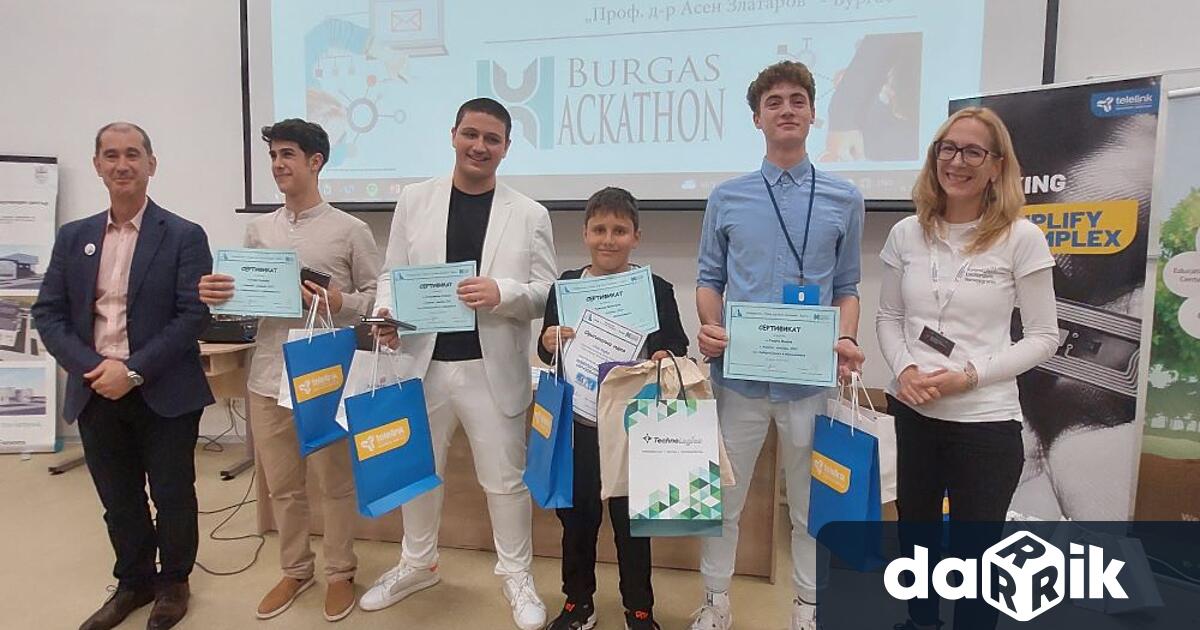 С безплатно приложение, което защитава профилите на учениците и със