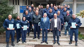 Наградиха 74 служители на МВР Враца и два екипа по случай 8 ноември - професионалния празник на Българската полиция