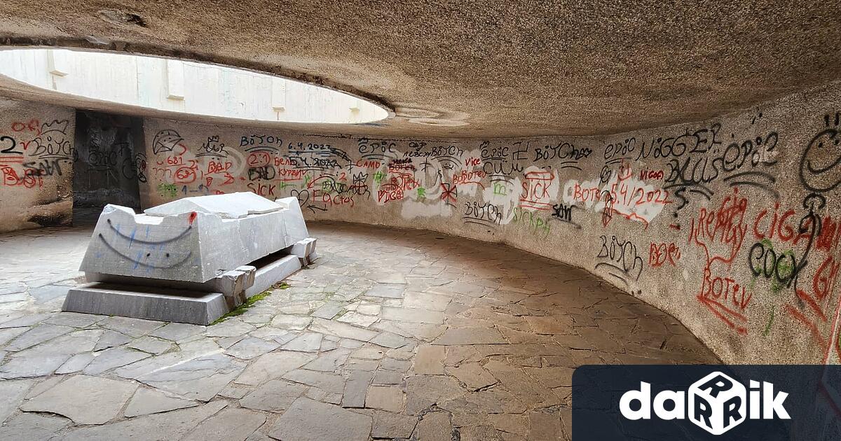 “Приемам критиките на моите фенове, на всеки, който се е