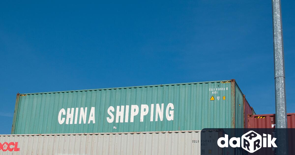 Търговията на Китай с останалия свят се е свила през