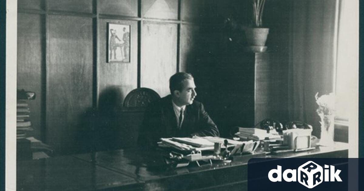 Паметна плоча на родения в Сливен Иван Иванов - строителен