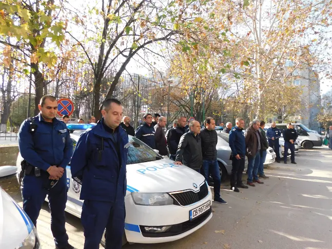 Почит към паметта на загиналия граничен полицай отдадоха в Силистра