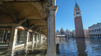 Феноменът Висока вода отново се наблюдава във Венеция и принуди