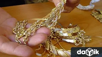 Полицията откри трима мъже, откраднали златни накити от къща в Оряхово