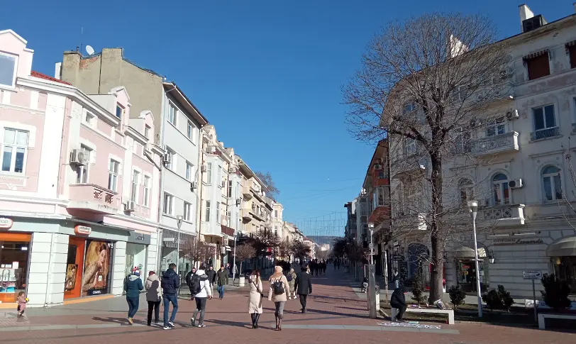 Варна посреща много туристи и през ноември