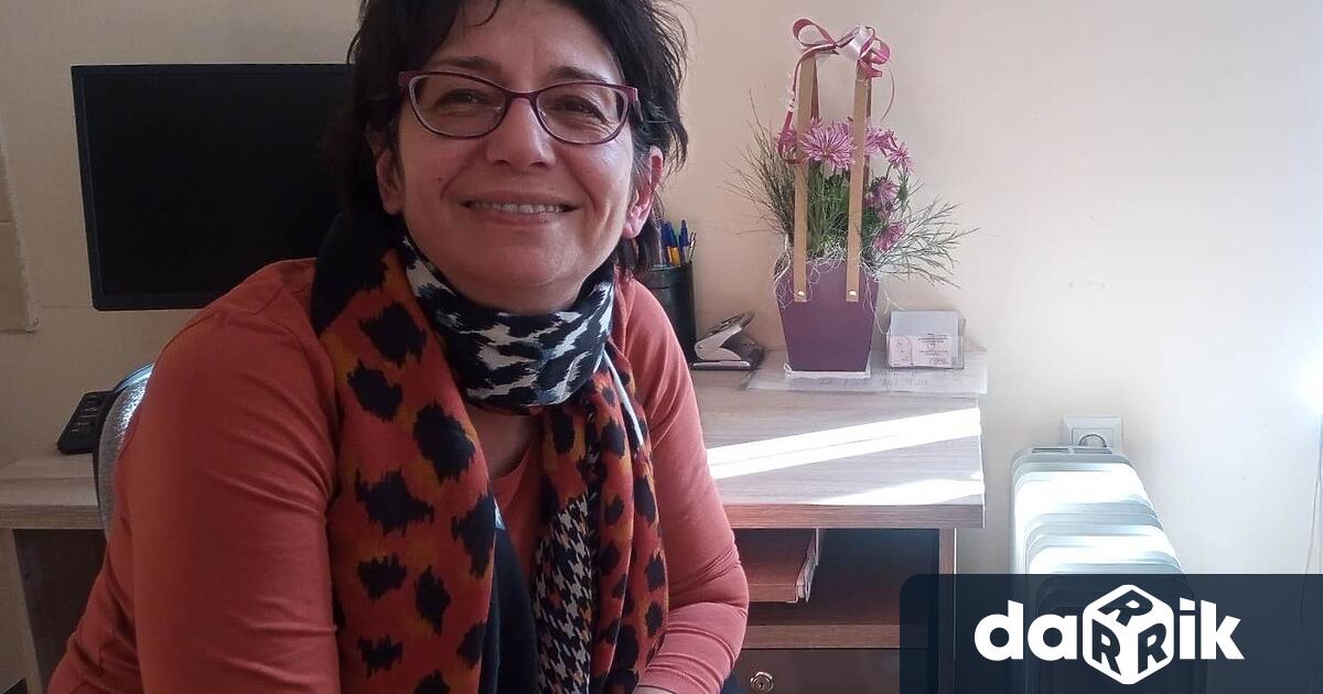 Д-р Боряна Мечкунова е детски психиатър, основател на Детско-юношеския център