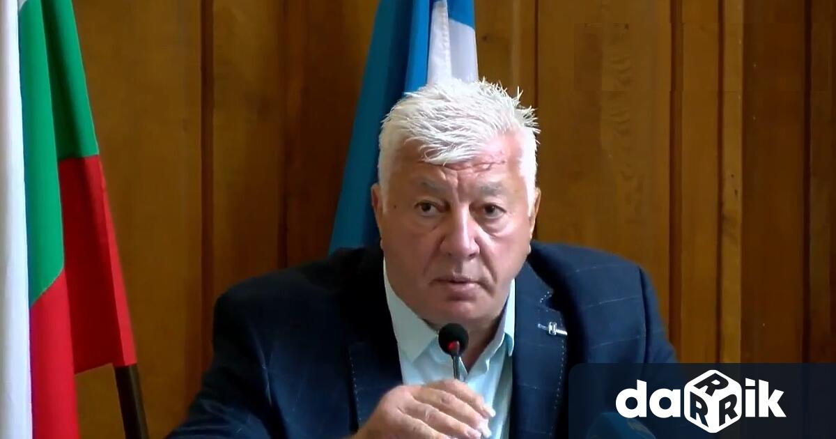 Градоначалникът на Пловдив обяви, че сам се е оттеглил от
