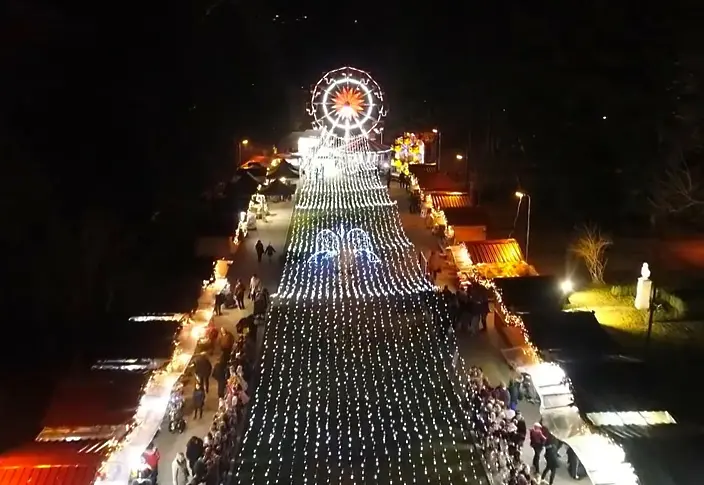Три пъти по-големият Коледен базар във В. Търново отваря врати на 1 декември