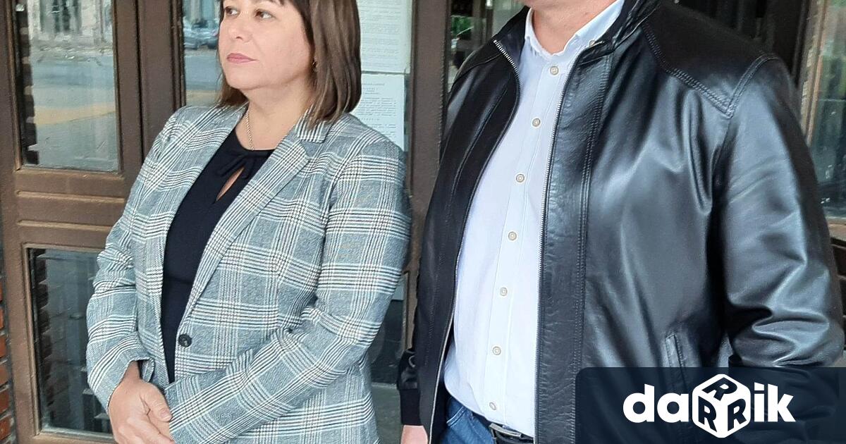 Двама мъже на 39 и 56 години са задържани в