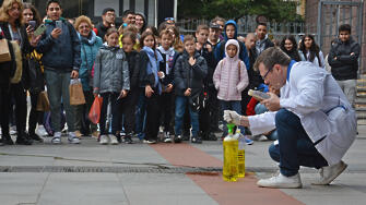 Стотици деца и ученици се включиха във Варненския фестивала на