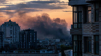 Най малко две експлозии бяха регистрирани днес 15 ноември в Киев