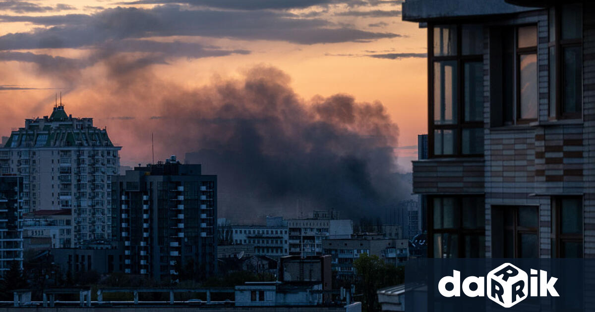 Най-малко две експлозии бяха регистрирани днес, 15 ноември, в Киев,