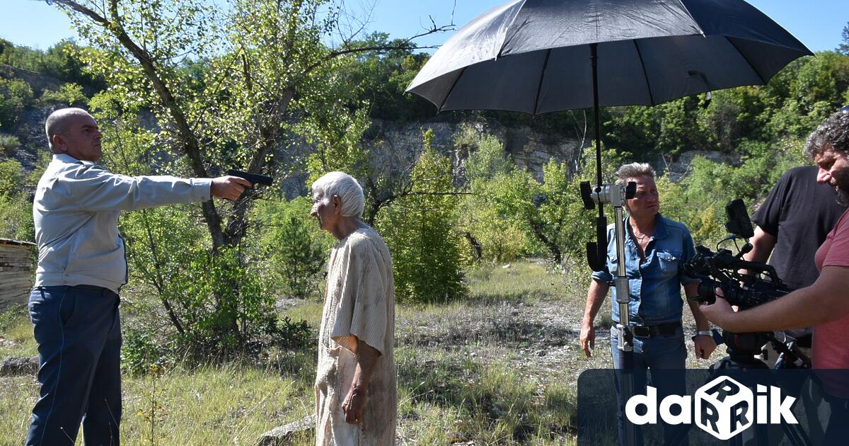 Готов е тийзърът на новия филм Слънчев бряг – експрес