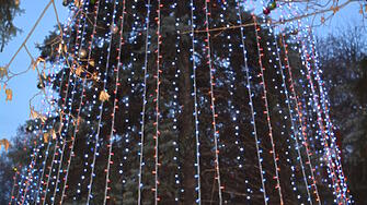 Коледните празници в Монтана ще започнат със светлинно шоу в