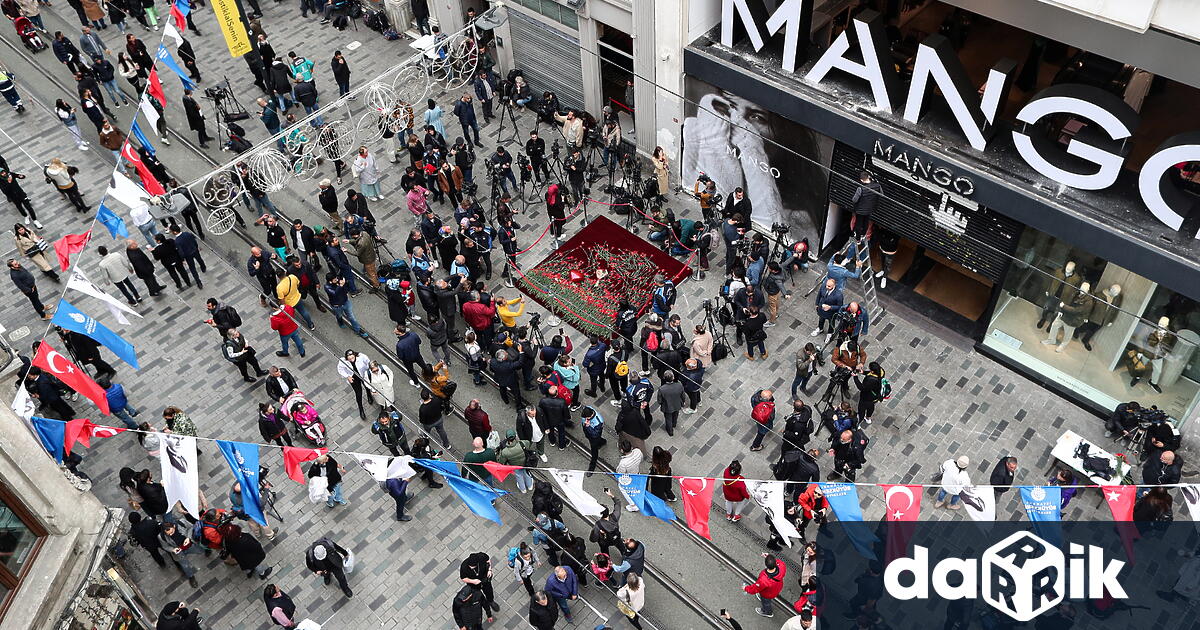 Четирима от заподозрените за смъртоносната атака в Истанбул са арестувани