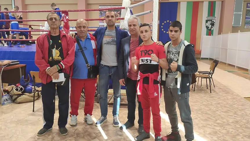Сливенският бокс отбелязва 75 години от създаването си