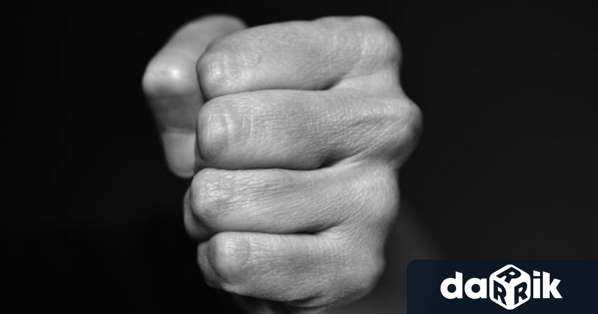 Двама млади мъже ще лежат 3 години в затвора при