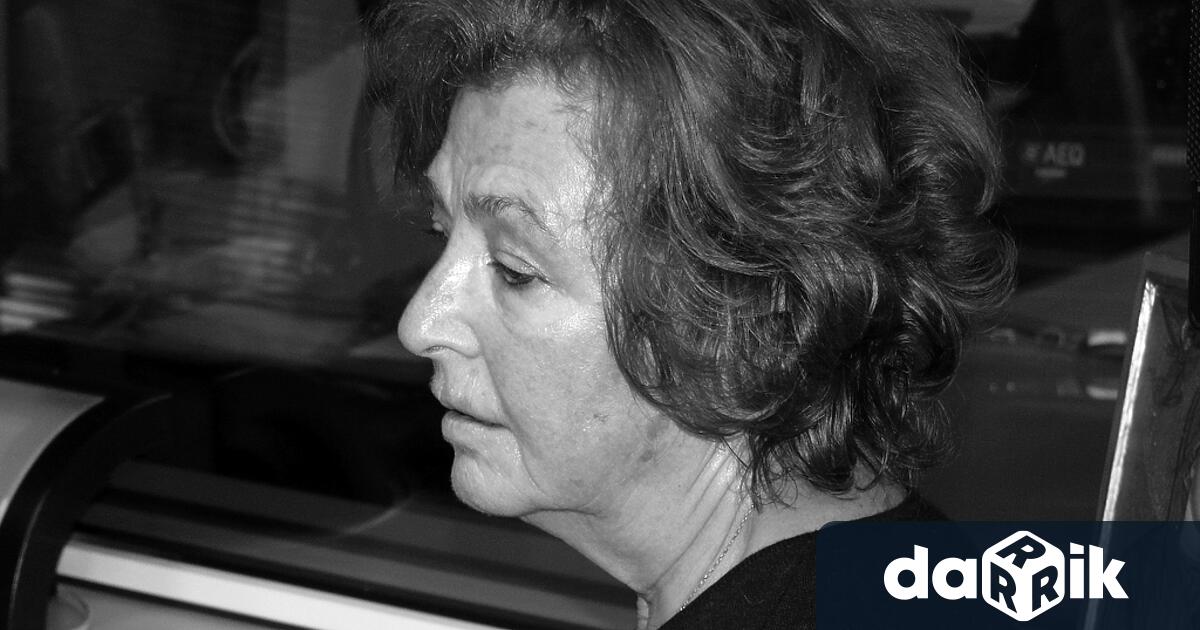 На 82 години почина Анахид Тачева.Години от своя живот тя