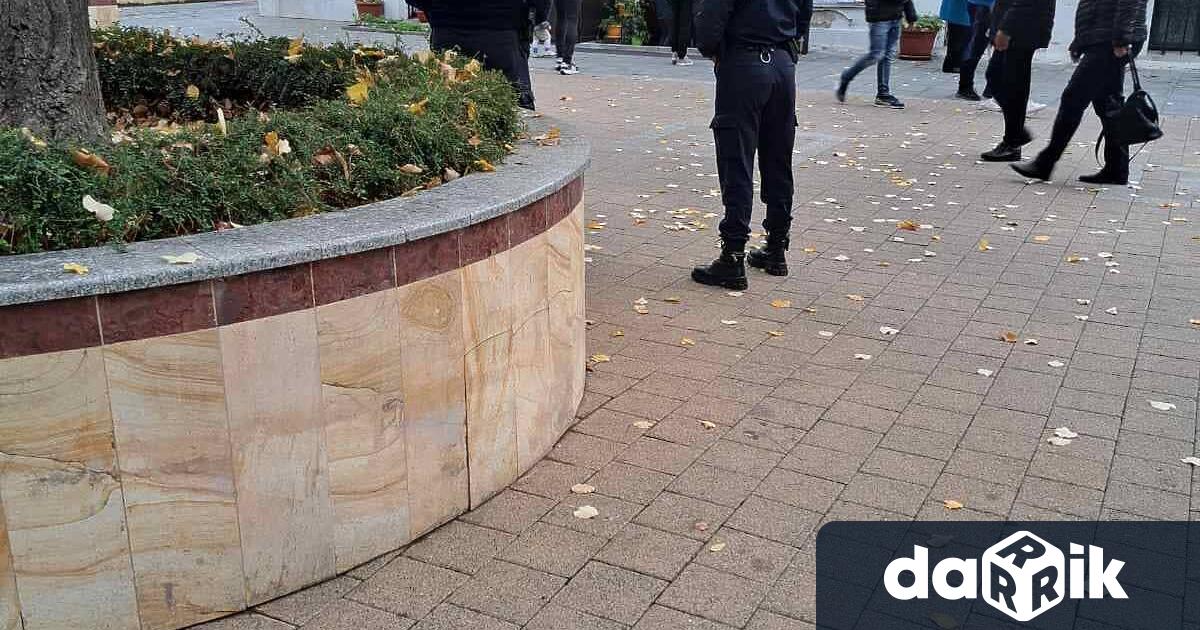 Служители на ОД на МВР-Сливен се включиха към събитията за