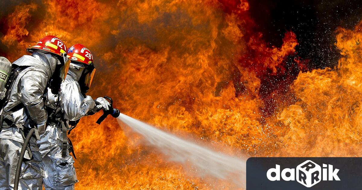 Пожар във фабрика в китайския град Анянг в провинция Хенан