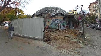 Емблематичната за Варна баня Гъбата е пред събаряне Преди дни районът