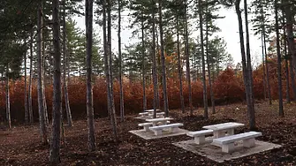 Нов кът за отдих в хасковския парк „Кенана“