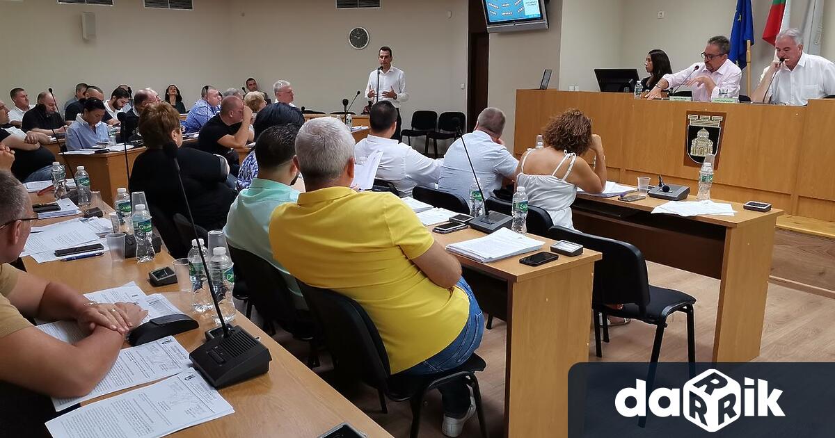 Общинският съвет ще обсъди 36 предложения на редовната си сесия,
