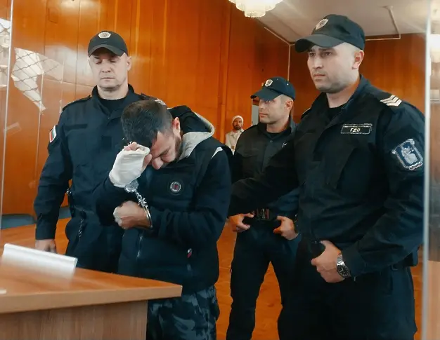Трафикантът от гонката с полицаи в Бургас се оказа и с условна присъда 