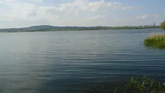 Двама рибари изчезнаха в езерото “Мандра“