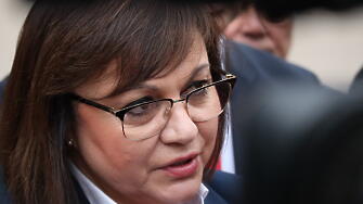 Лидерът на БСП Корнелия Нинова заяви на брифинг че се
