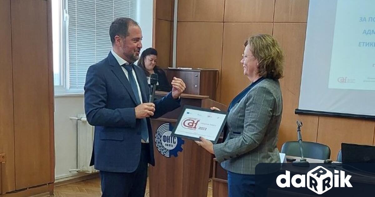 Община Ловеч е удостоена с етикет Ефективен CAF потребител“ от