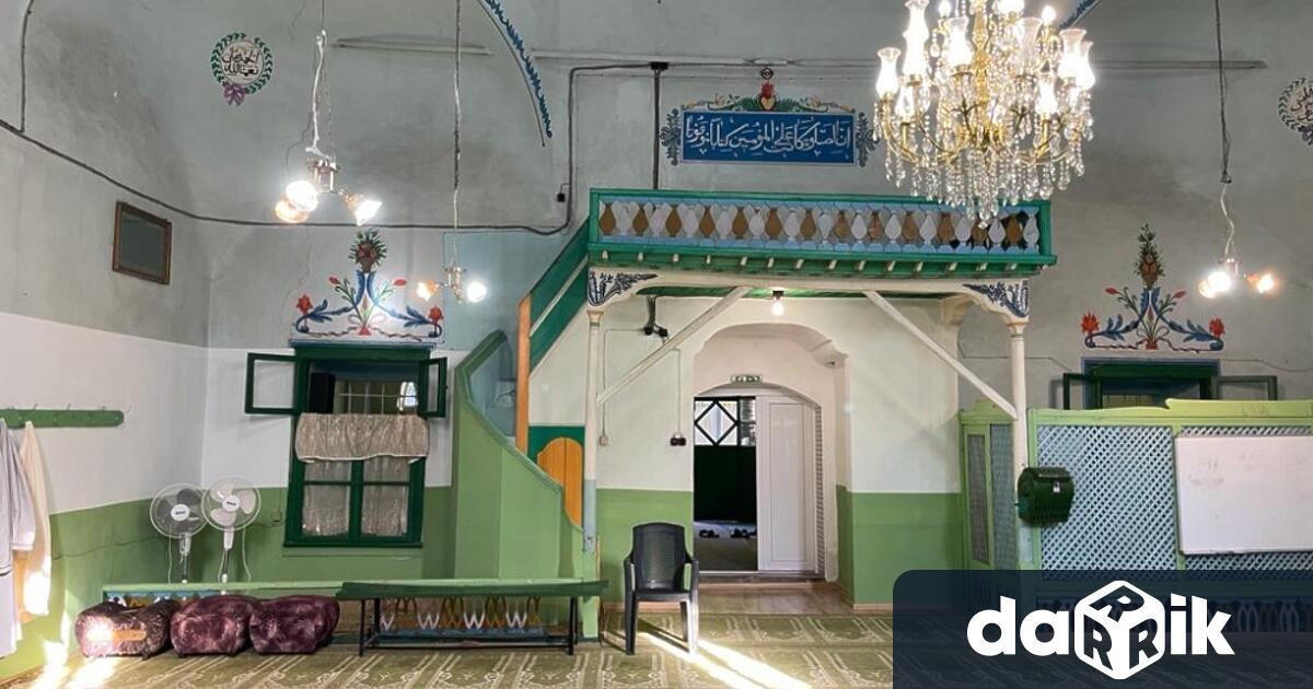 Дарителска кампания за спасяването на пазарджишката Куршум джамия поде Главното
