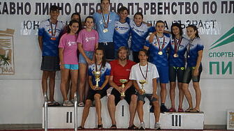 Варненският клуб по плувни спортове Астери спечели безапелационно 1 во място