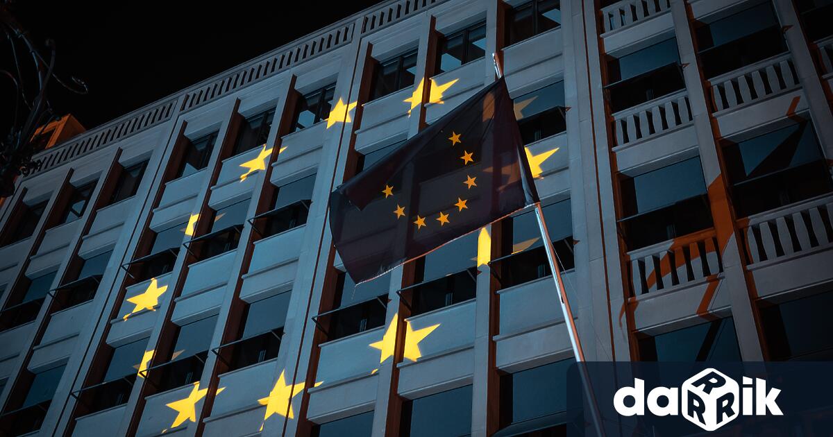 Европейската комисия съобщи днес, че предприема две наказателни процедури срещу