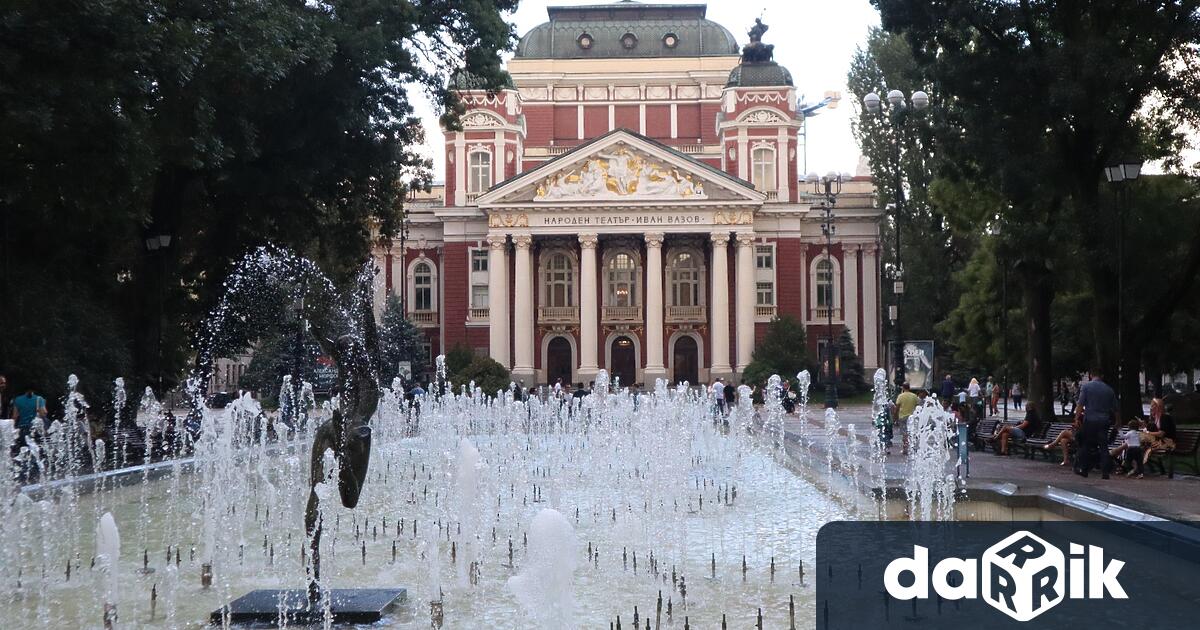 Актьори от Народния театър Иван Вазов подеха подписка в подкрепа