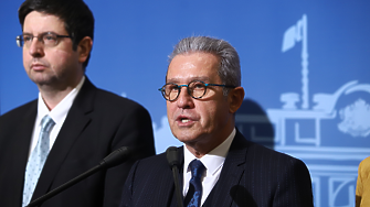 От ДПС иницииратнационализация на нефтената рафинерия Лукойл Нефтохим и на