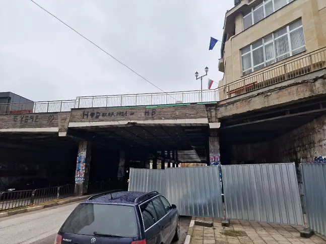 Започна ремонтът на тунела до пощата в Асеновград