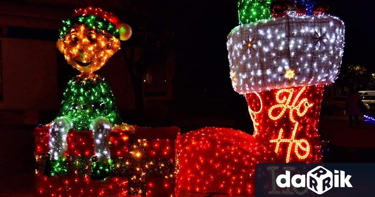 Коледната украса на община Сливен тази година ще струва113 918
