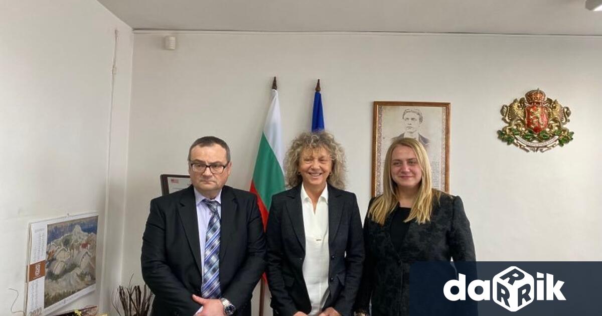 Съдиите Павлина Паскалева и Станимир Ангелов вече са част от