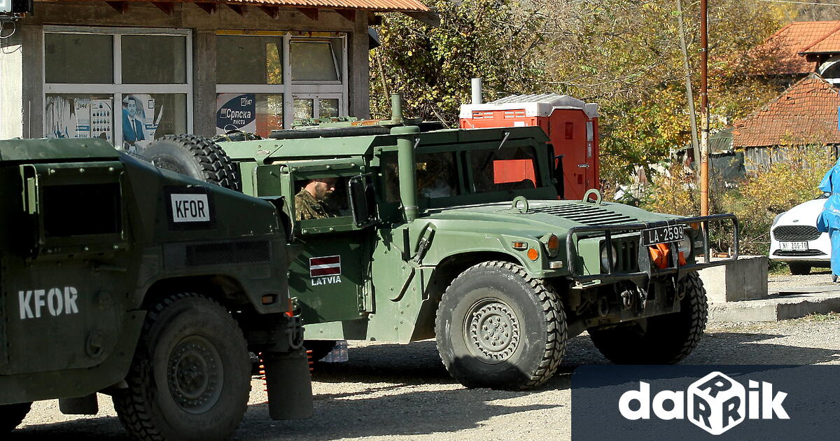 Заради нарастващата криза в населената предимно със сърби северна част